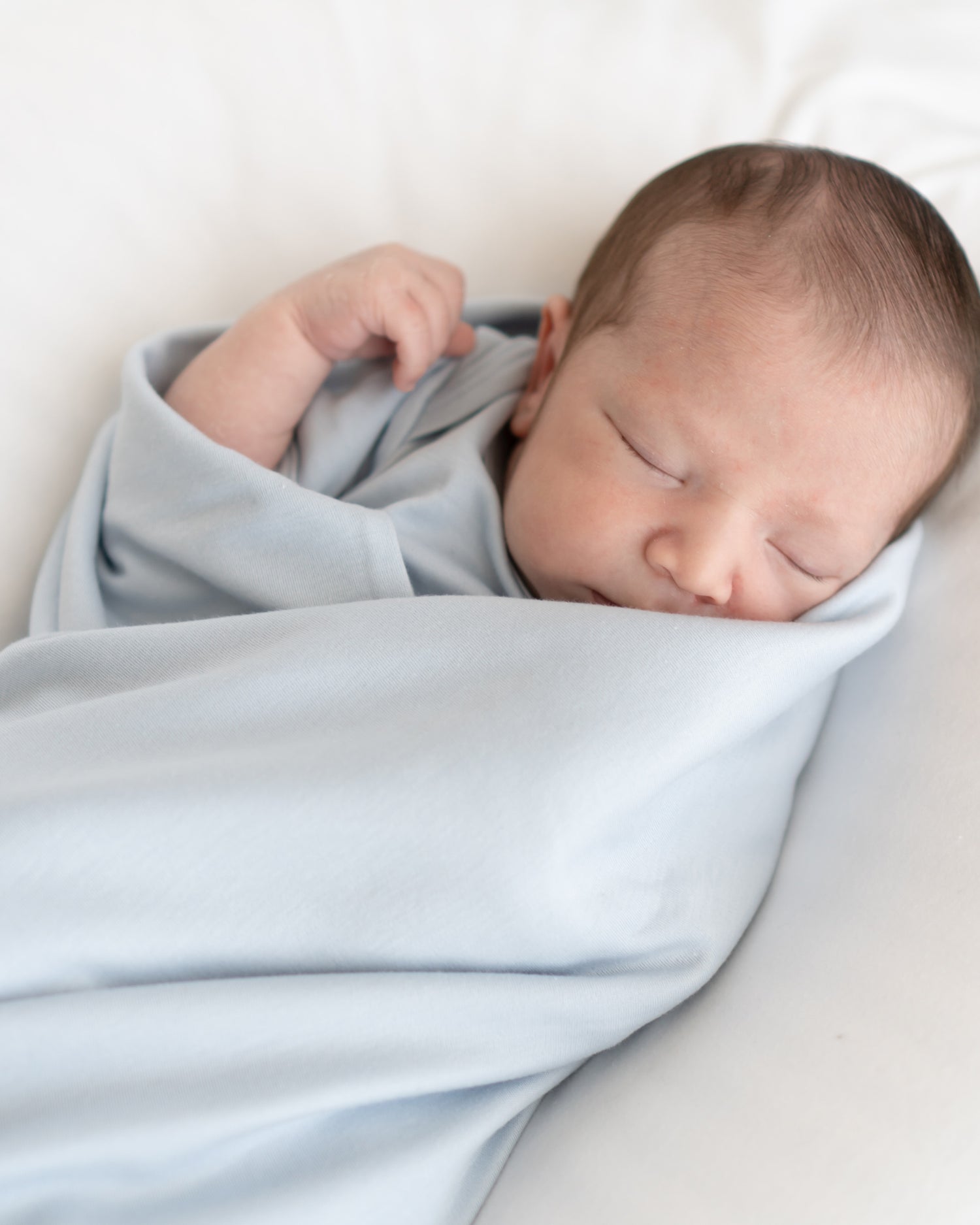 Cobijita Swaddle en color Azul Cielo - regalo para bebe