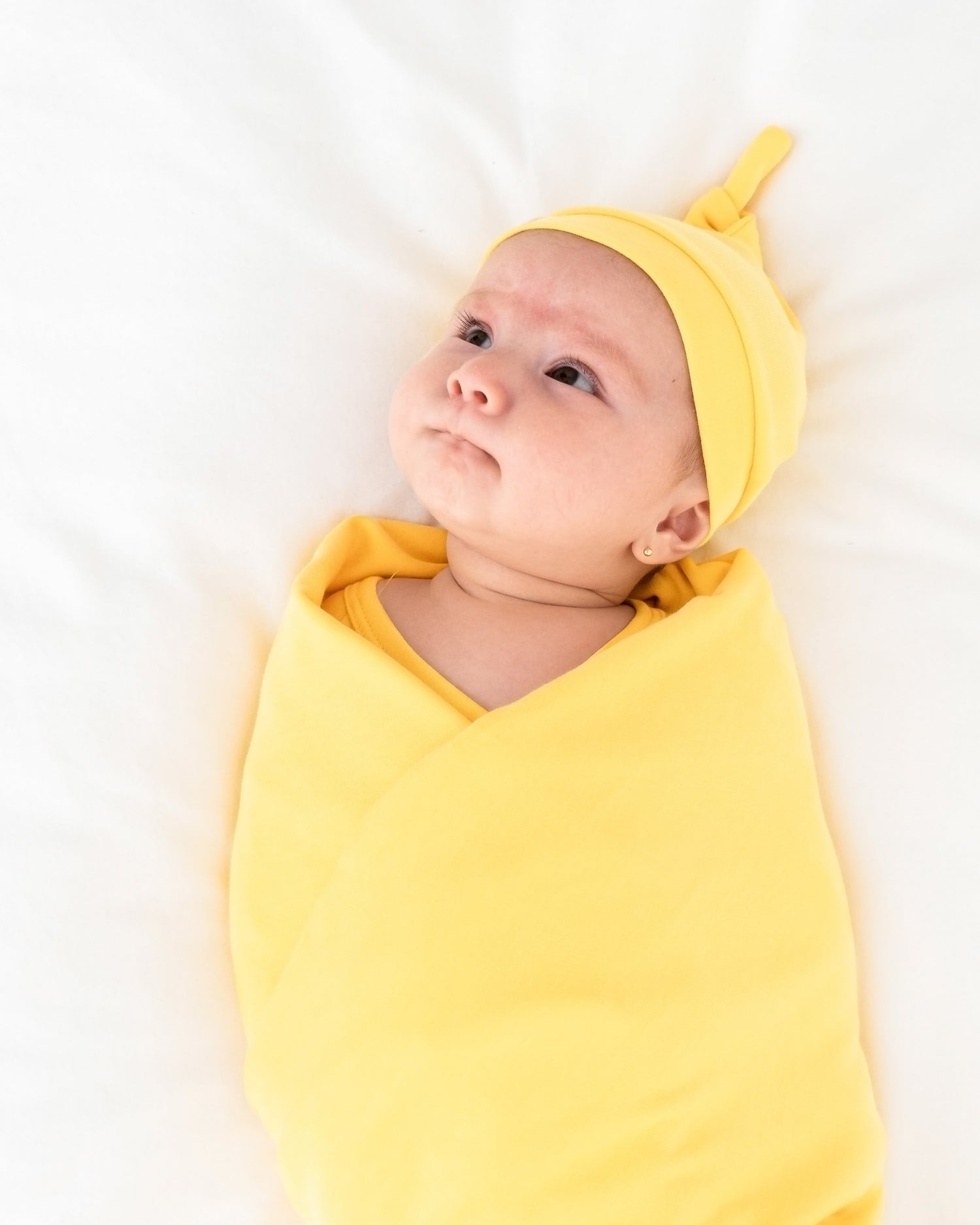 Cobijita Swaddle en color Amarillo Bebé - regalo para bebe