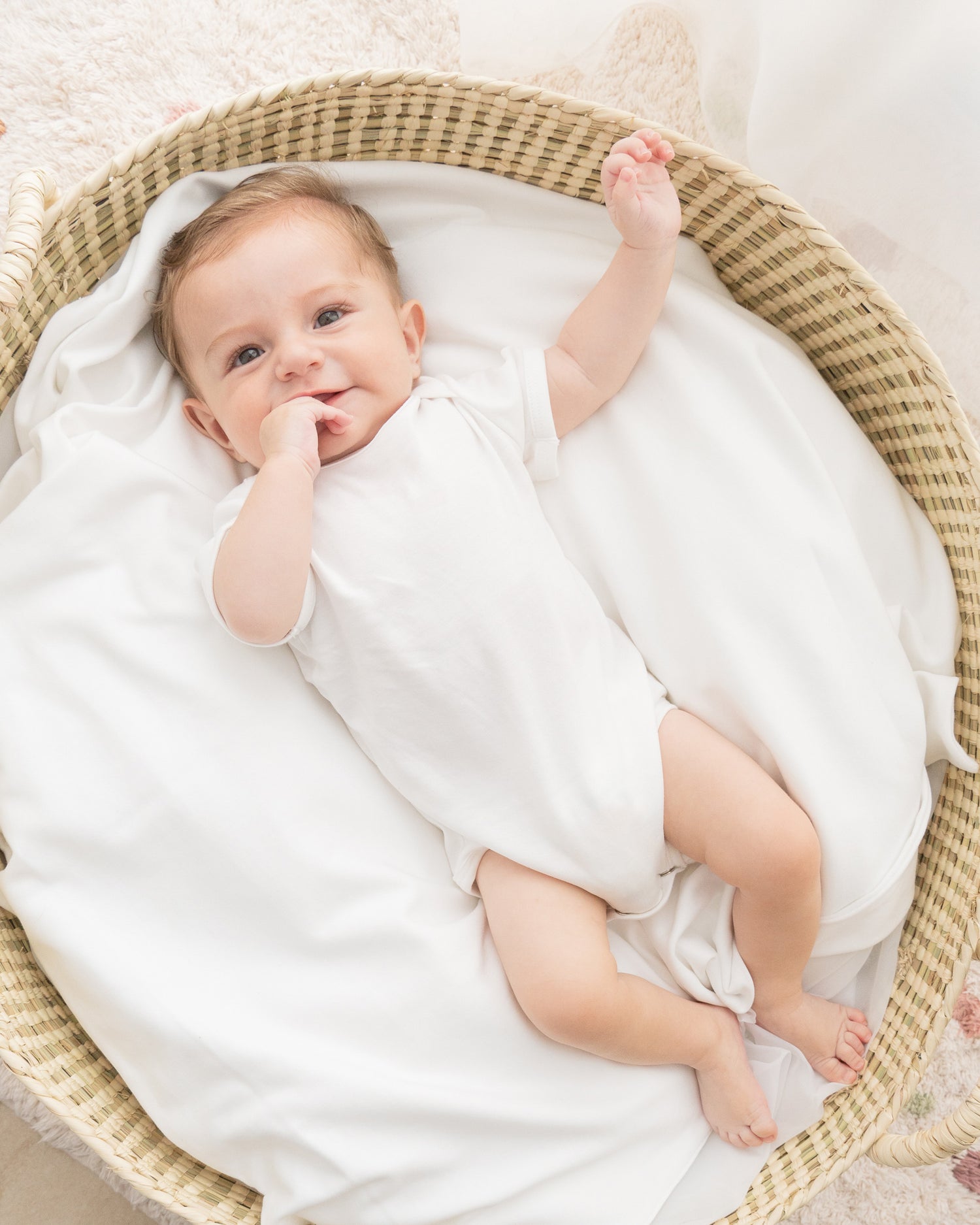 Cobijita Swaddle en color Blanco Nube - regalo para bebe