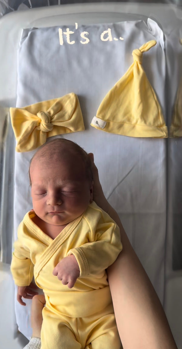 Tradicion mexicana del amarillo para bebes