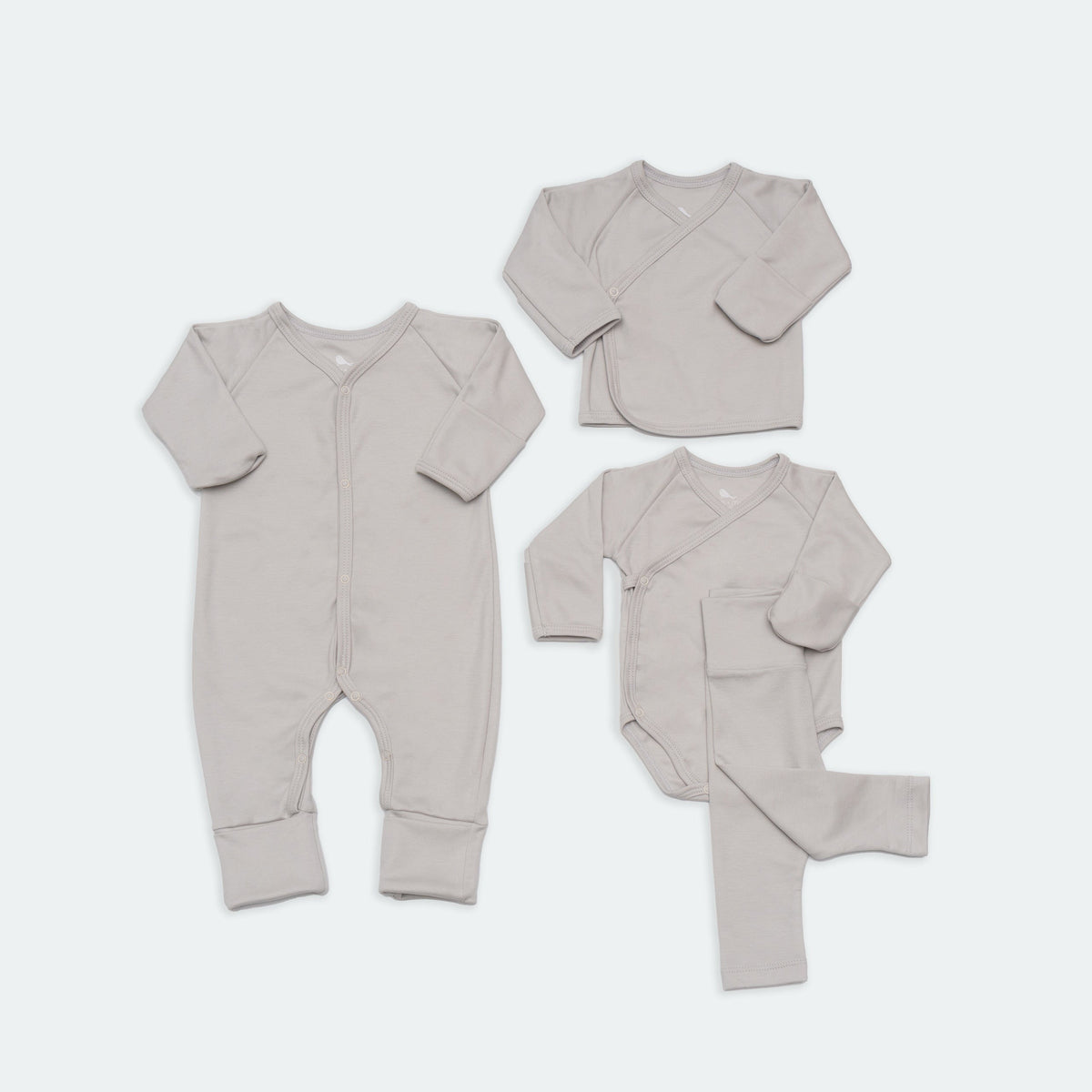 Set Esenciales en color Gris Perla set de regalo para bebe