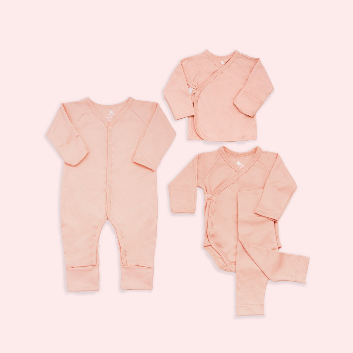 Set Esenciales en color Rosa Nube set de regalo para bebe